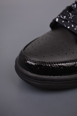 Air Jordan 1 Low 'Black Patent' view 6