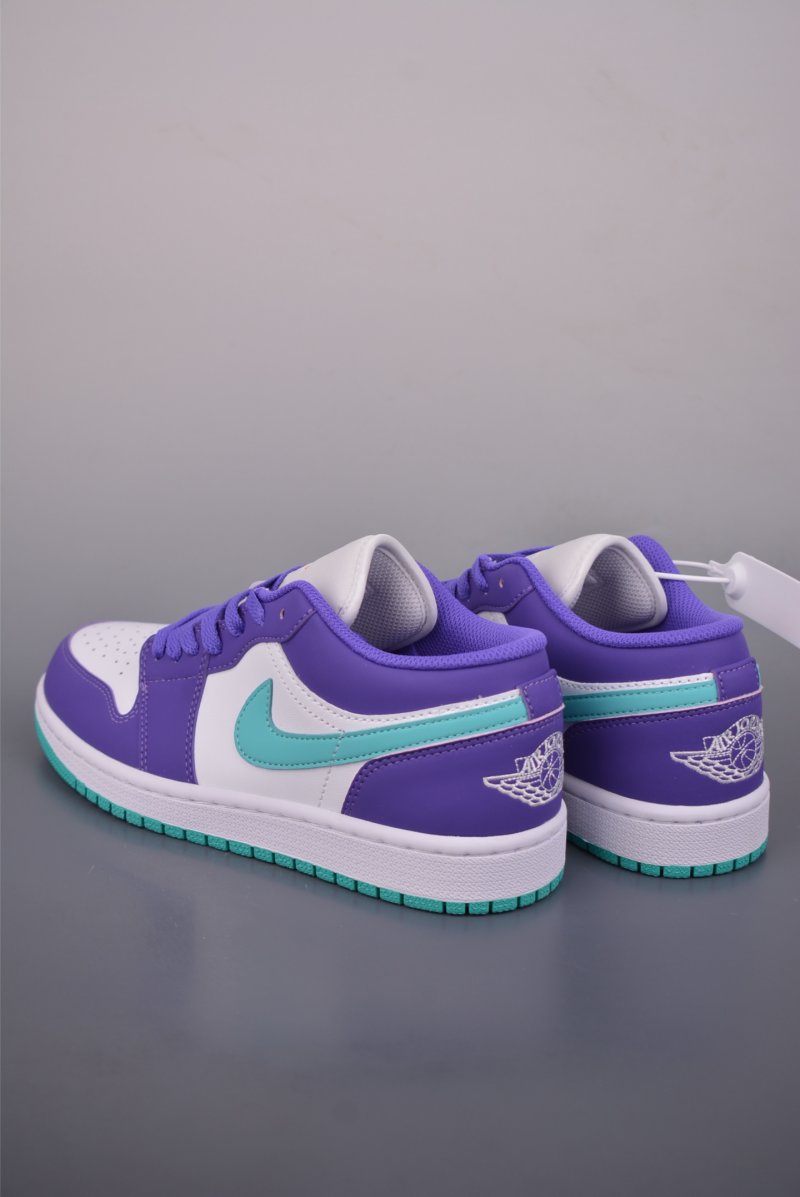 Air Jordan 1 Low 'White / Purple' view
