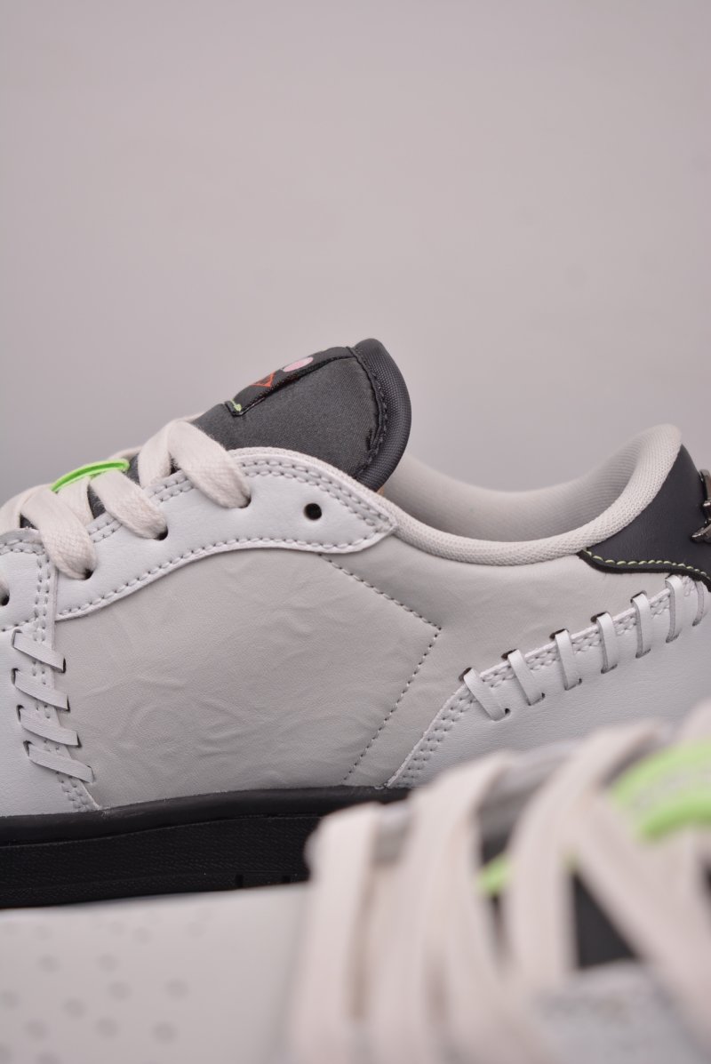 Air Jordan 1 Low 'Grey Cat' view