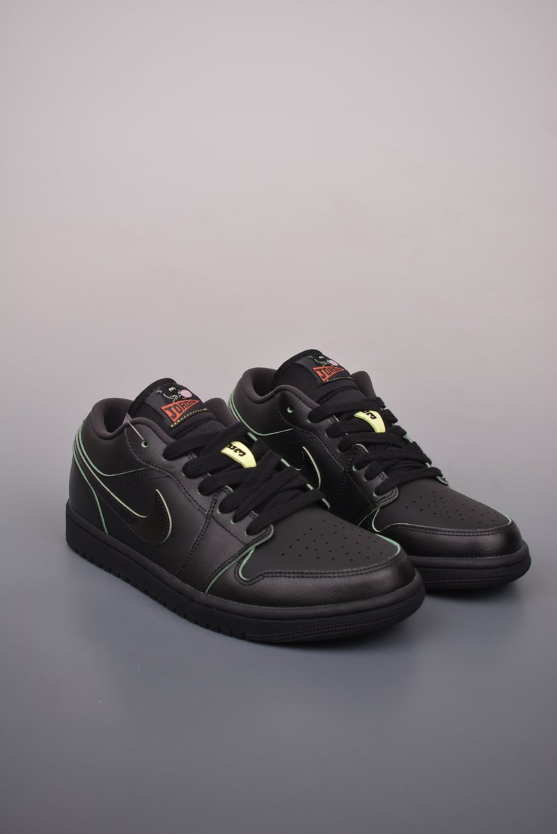 Air Jordan 1 Low 'Black / Green'