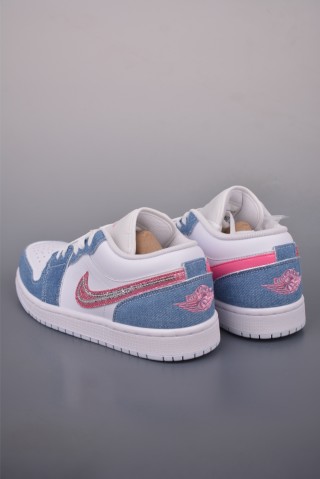 Air Jordan 1 Low 'Blue / Pink' view 2