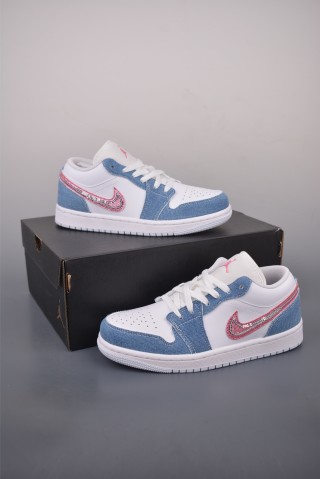 Air Jordan 1 Low 'Blue / Pink' view 5