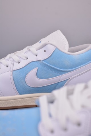 Air Jordan 1 Low 'Blue / White Denim' view 8