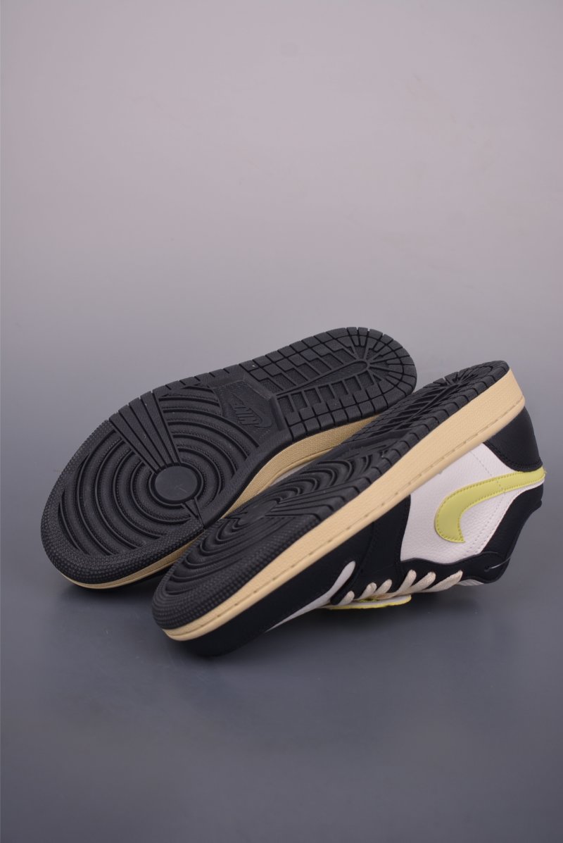 Air Jordan 1 Low '85th Anniversary' view