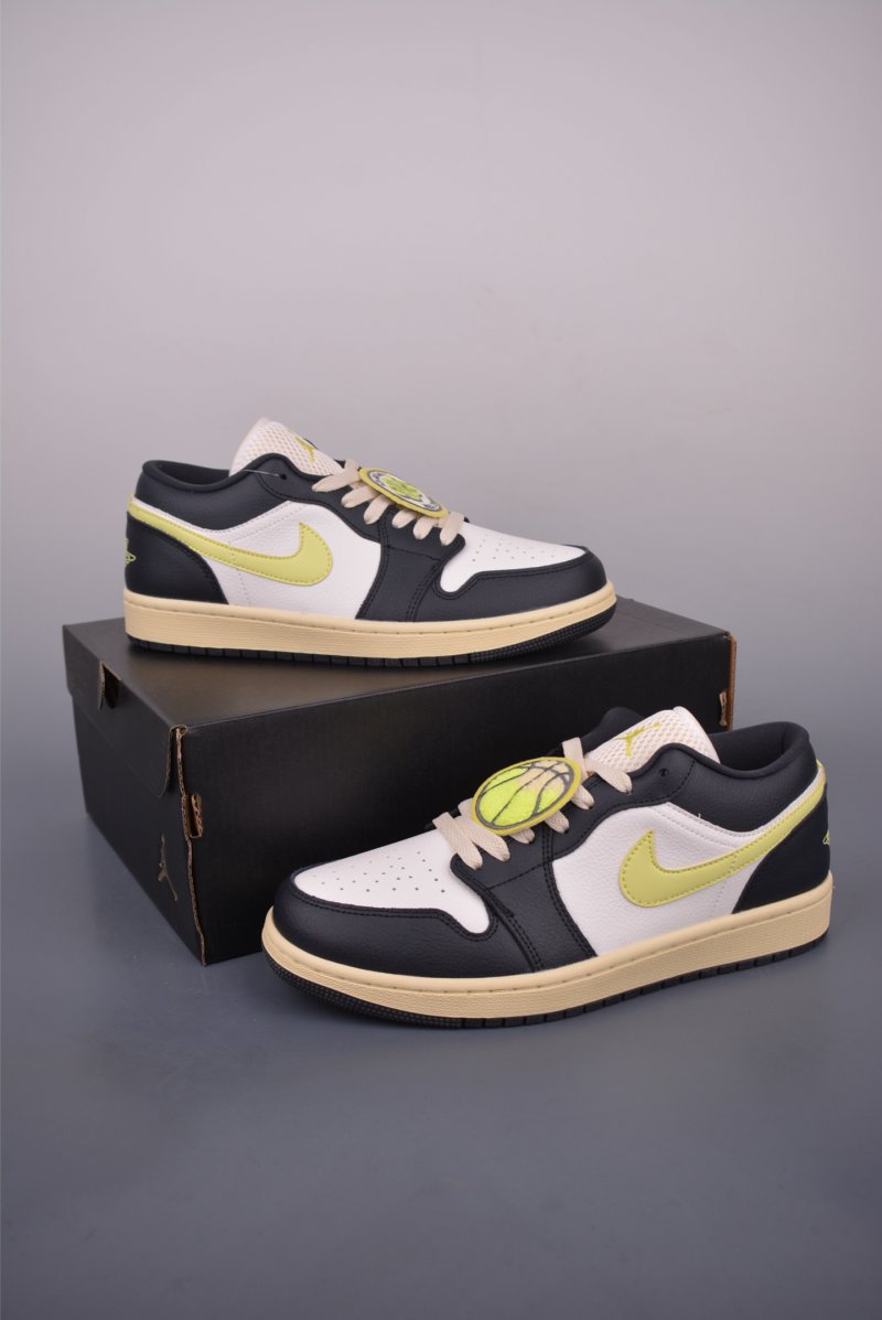 Air Jordan 1 Low '85th Anniversary' view