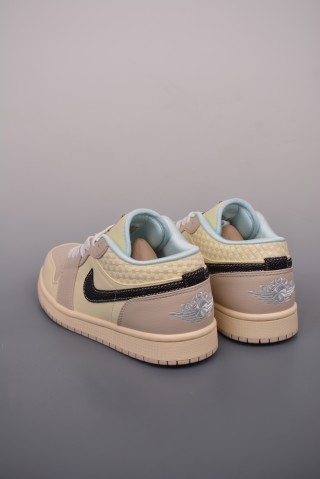 Air Jordan 1 Low 'Cream / Brown' view 2