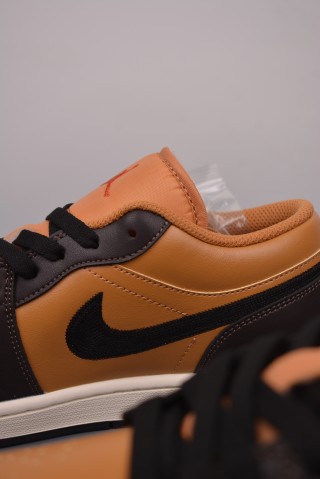 Air Jordan 1 Low 'Brown' view 8