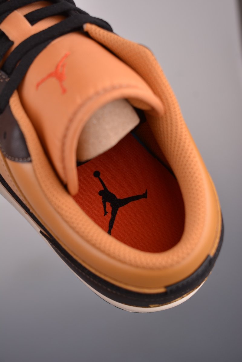 Air Jordan 1 Low 'Brown' view