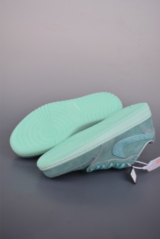 Air Jordan 1 Low 'Celadon Blue' view 3