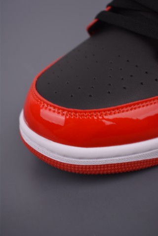 Air Jordan 1 Low 'Black / Red' view 6