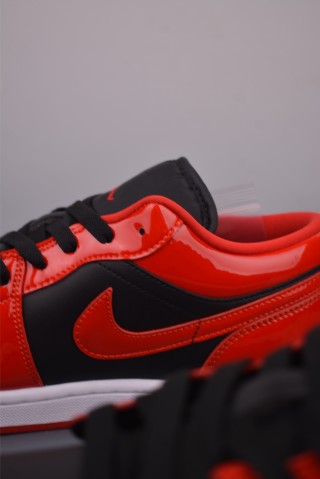 Air Jordan 1 Low 'Black / Red' view 8