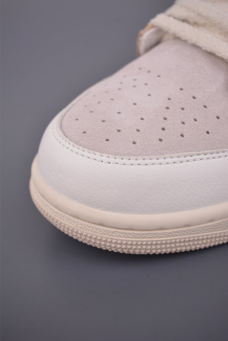 Air Jordan 1 Low 'White' view