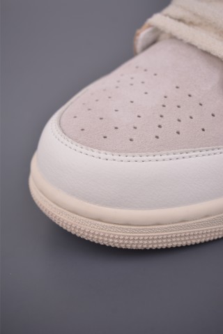 Air Jordan 1 Low 'White' view 6