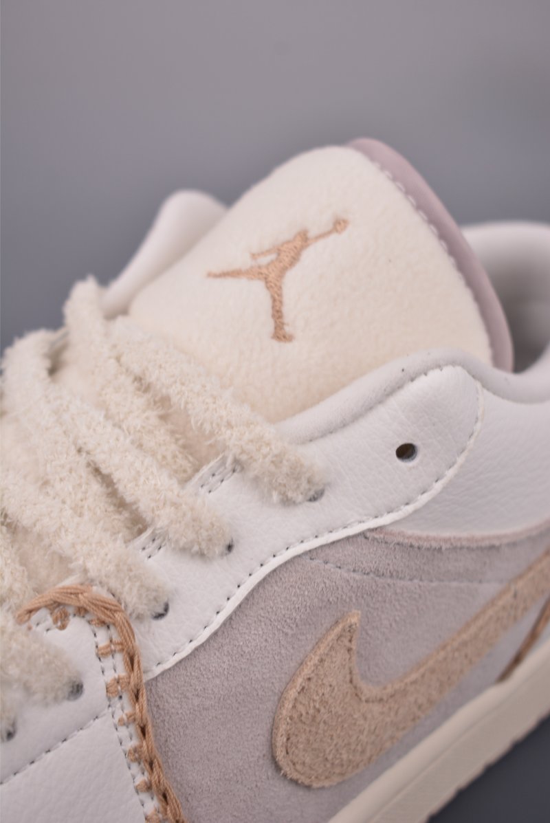 Air Jordan 1 Low 'White' view