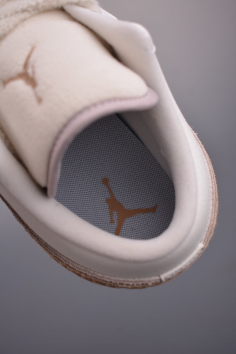 Air Jordan 1 Low 'White' view