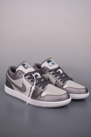 Air Jordan 1 Low 'Silver / Grey' view 1
