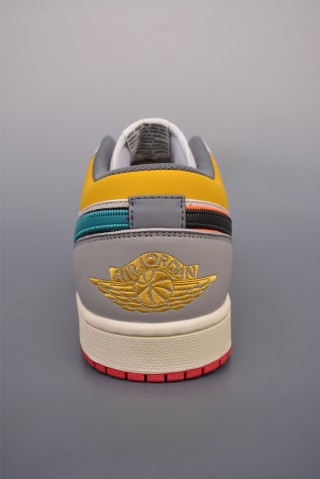 Air Jordan 1 Low 'White / Green' view 4