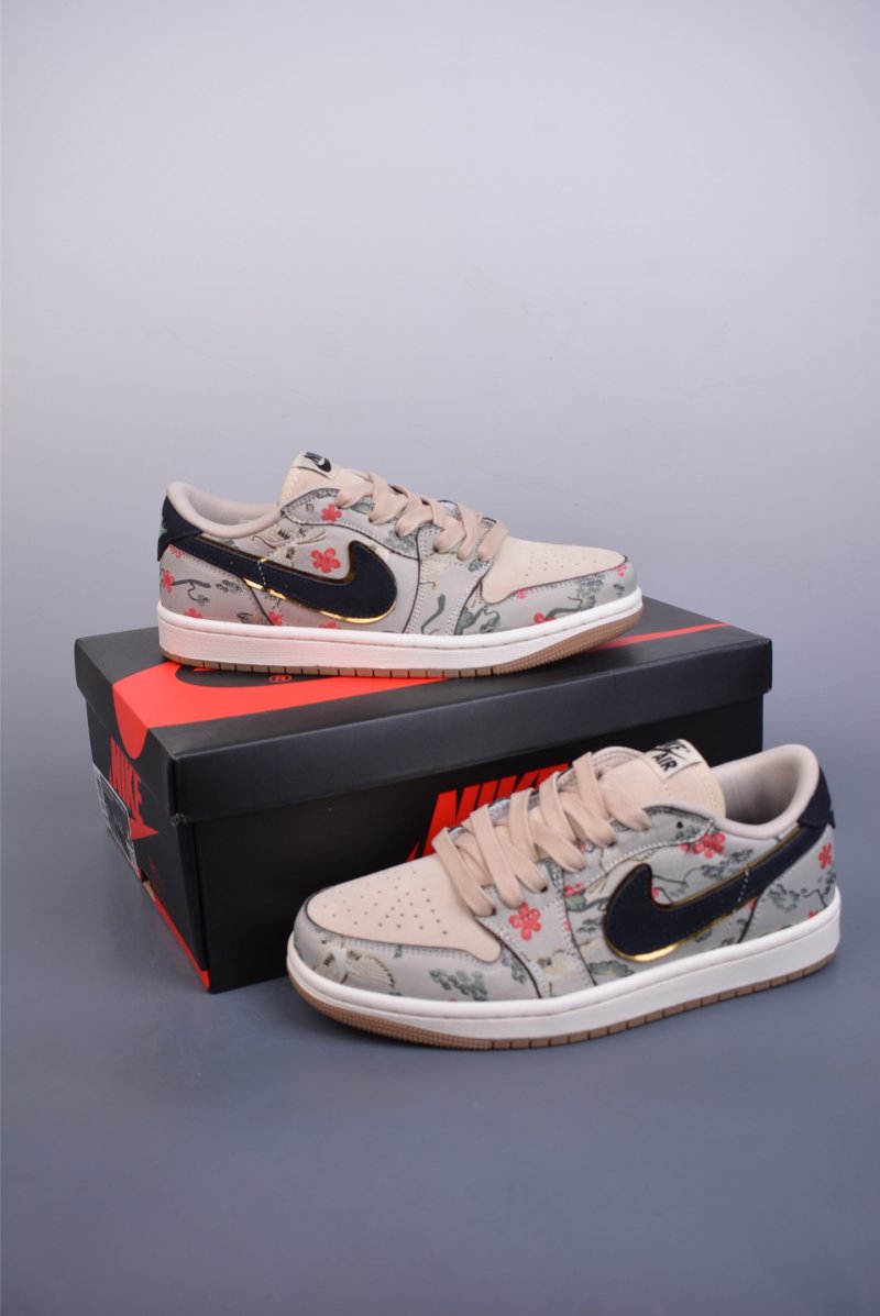Air Jordan 1 Low 'Floral' view