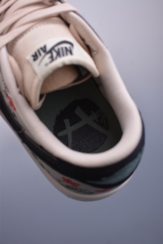 Air Jordan 1 Low 'Floral' view 9