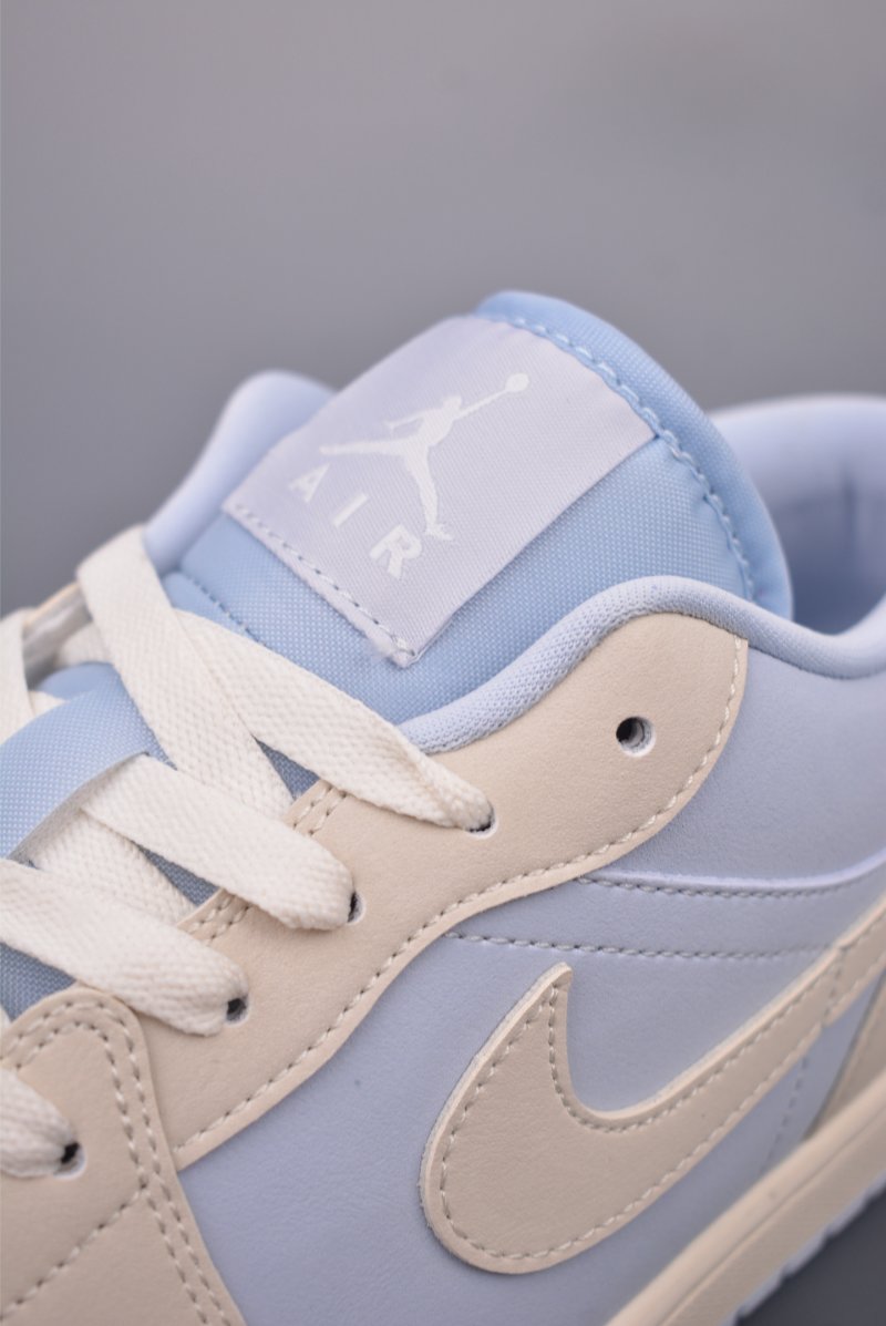 Air Jordan 1 Low 'Grey / Blue' view