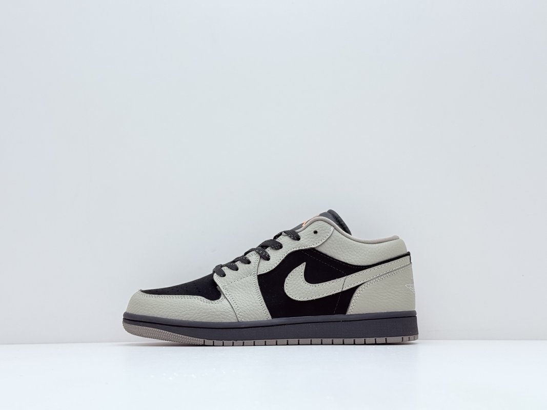 Air Jordan 1 Low 'Brown / Black' view