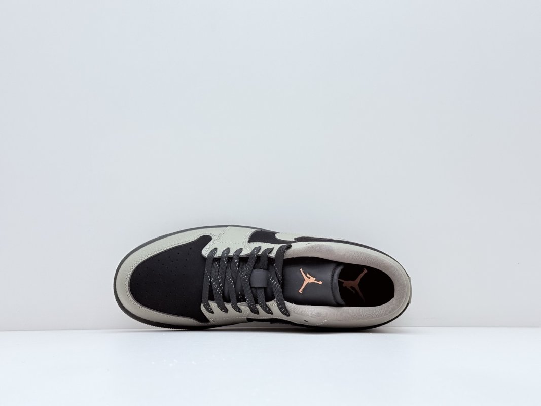 Air Jordan 1 Low 'Brown / Black' view