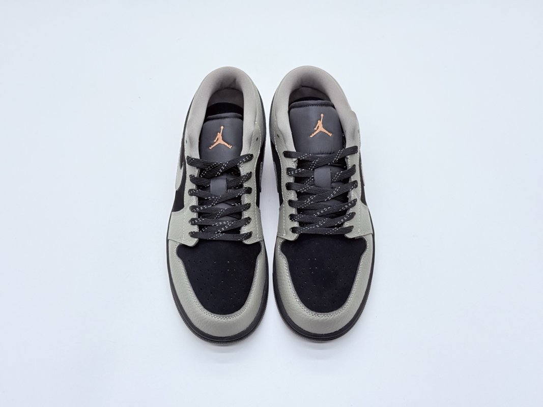 Air Jordan 1 Low 'Brown / Black' view