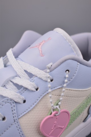 Air Jordan 1 Low 'Valentine's Day' view 7