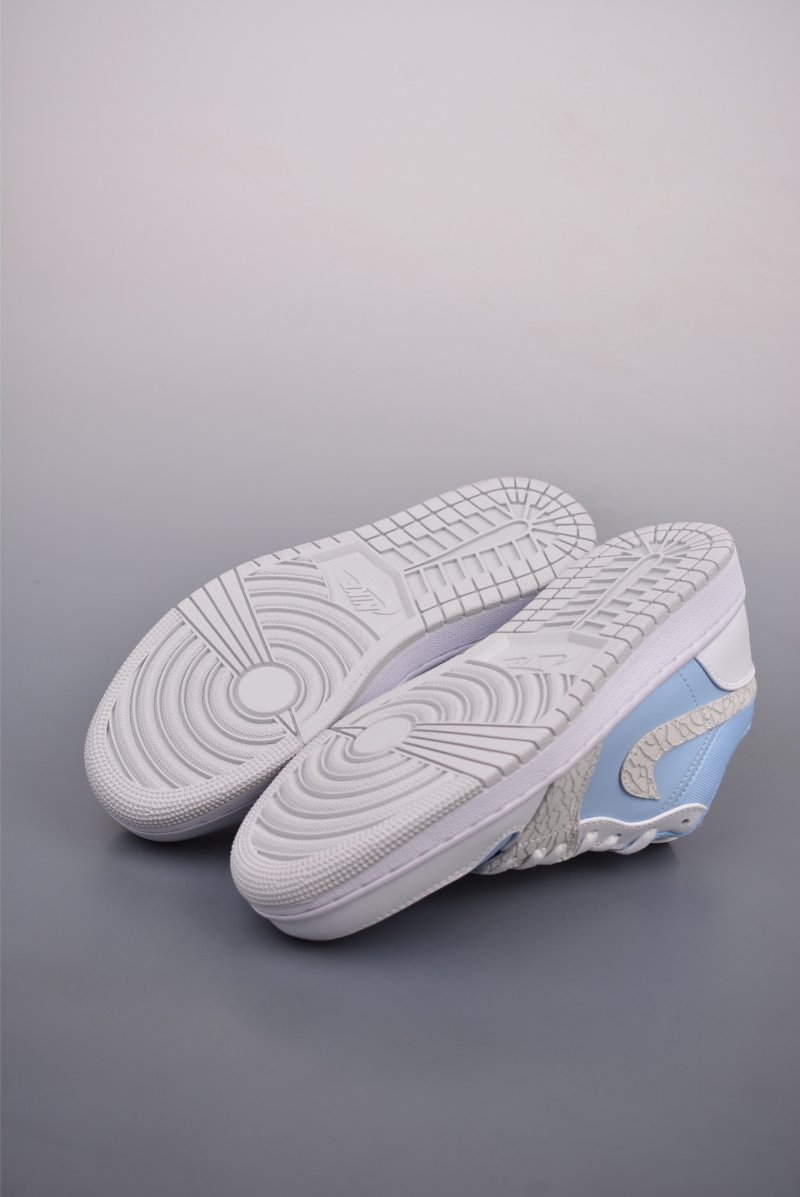 Air Jordan 1 Low 'White / Blue' view