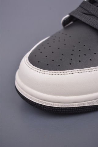 Air Jordan 1 Low 'Black / White / Brown' view 6