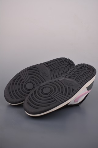 Air Jordan 1 Low 'Black / White / Pink' view 3