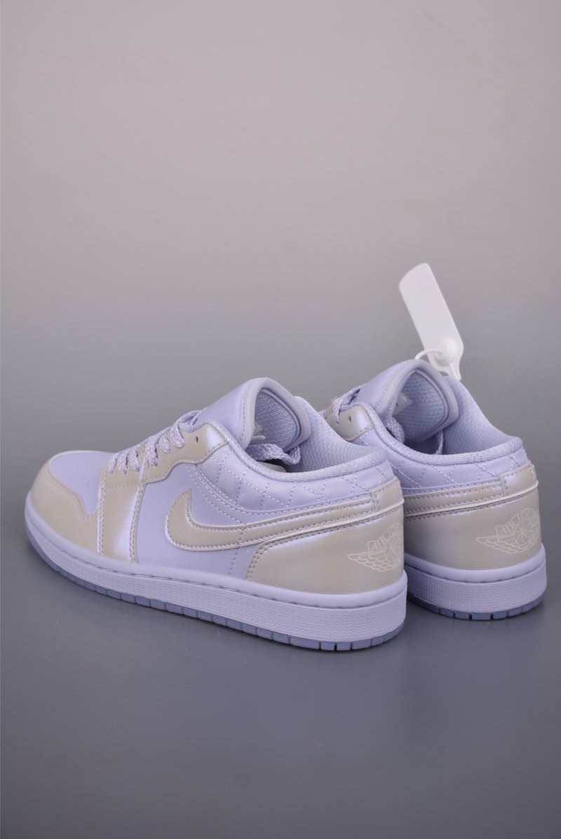 Air Jordan 1 Low 'Grey / Blue' view