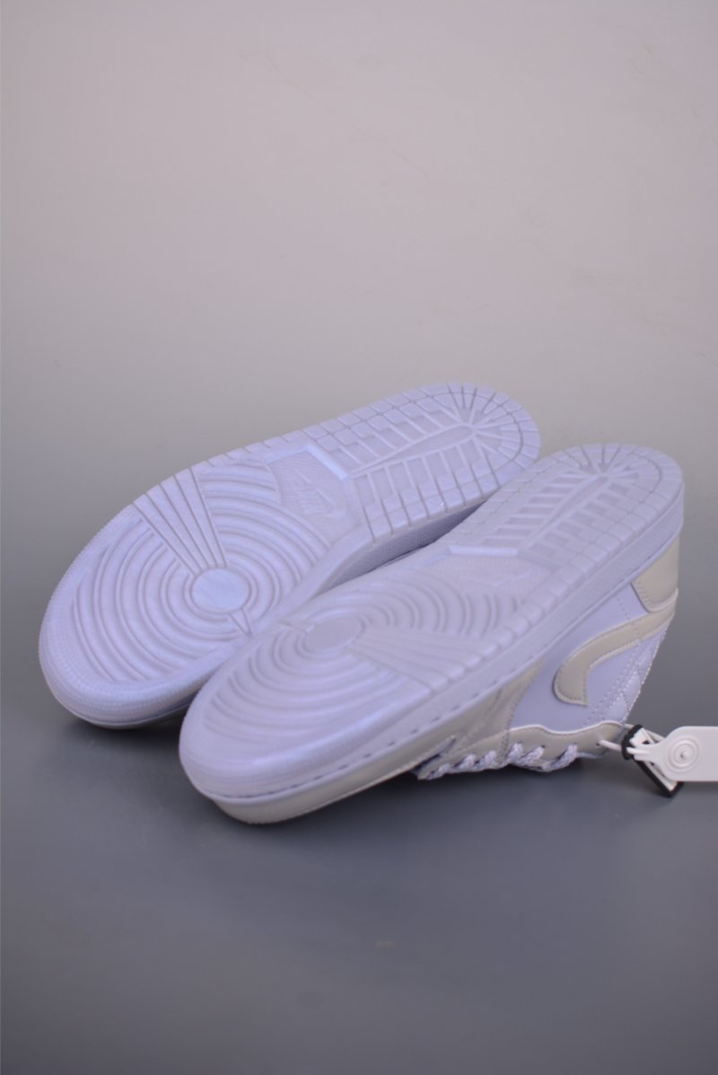 Air Jordan 1 Low 'Grey / Blue' view