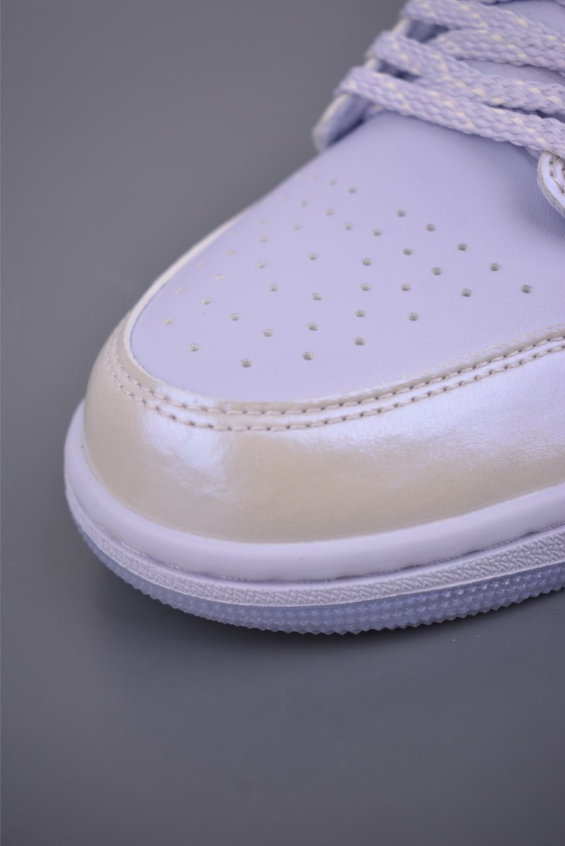 Air Jordan 1 Low 'Grey / Blue' view