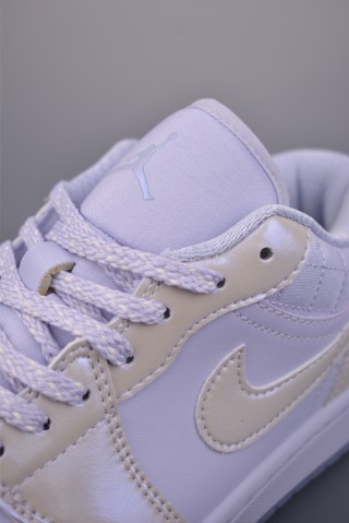 Air Jordan 1 Low 'Grey / Blue' view 7