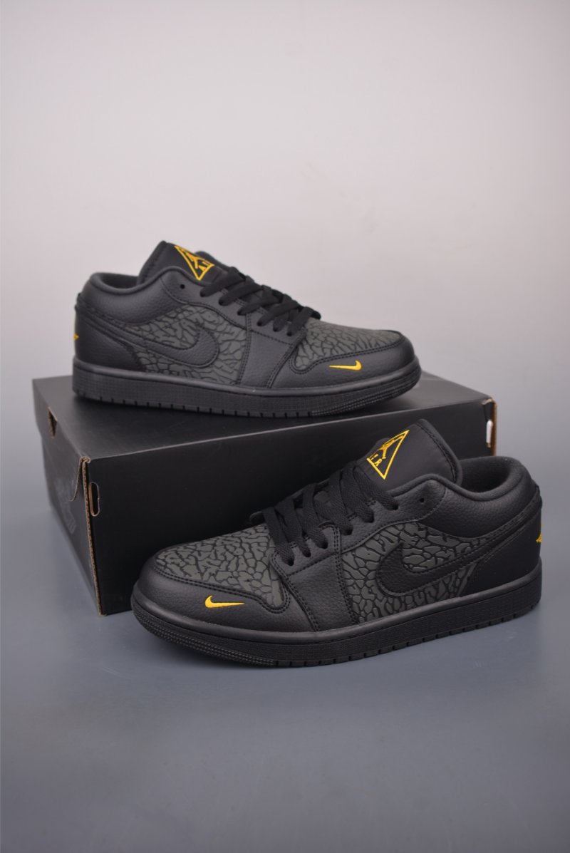 Air Jordan 1 Low 'Black / Gold' view