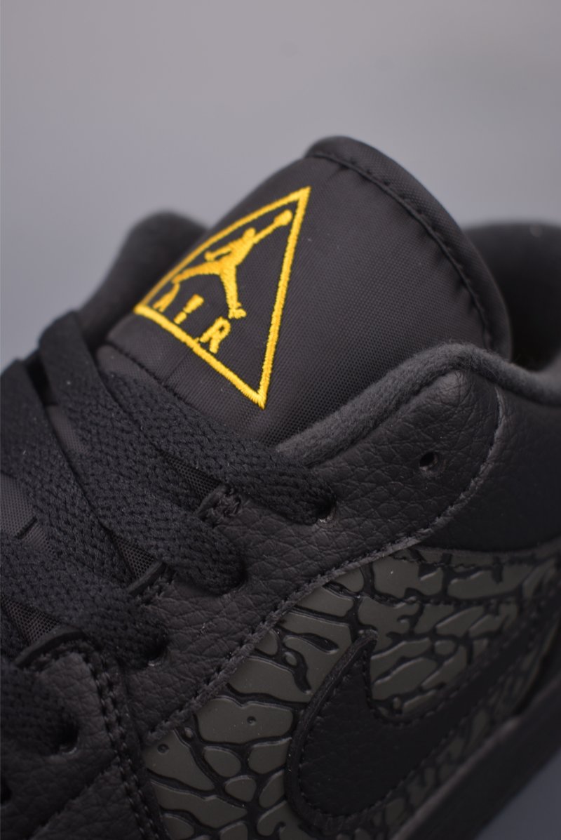 Air Jordan 1 Low 'Black / Gold' view
