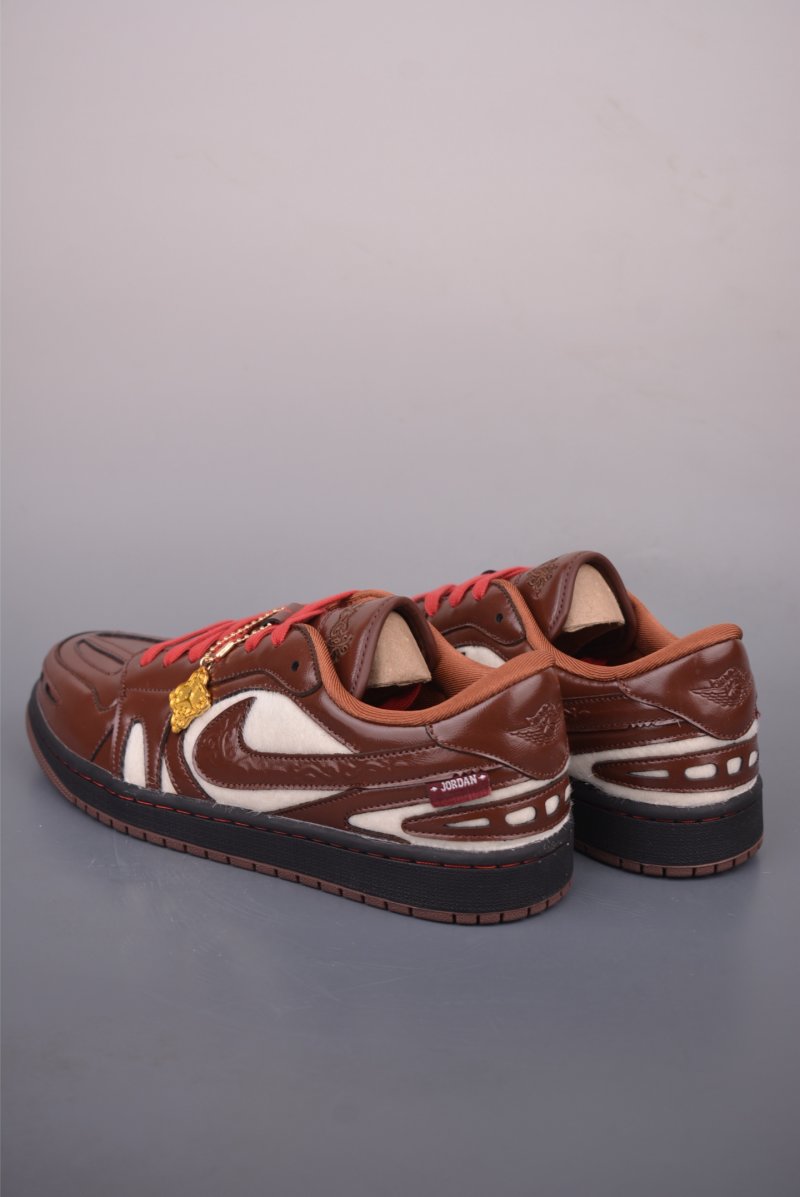 Air Jordan 1 Low 'White / Brown' view