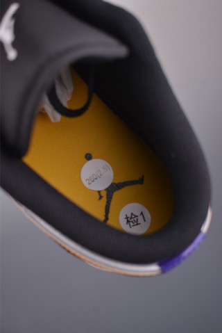 Air Jordan 1 Low 'Purple / Gold Lakers' view 9