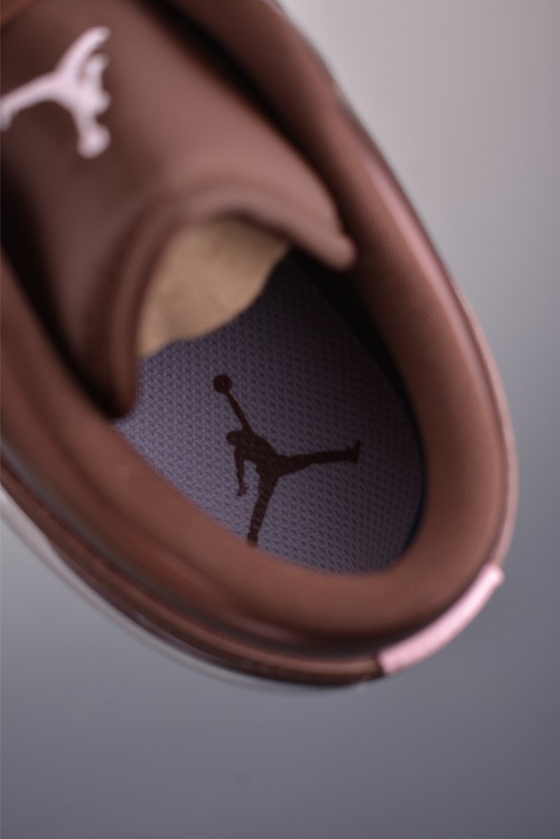Air Jordan 1 Low 'Chocolate Brown' view