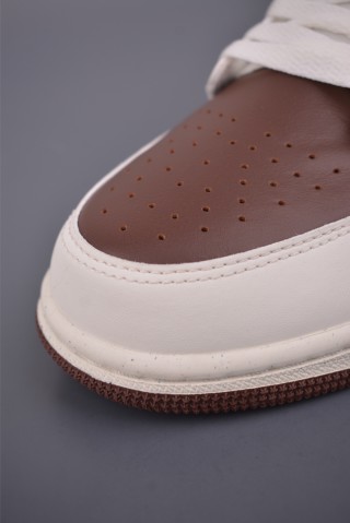 Air Jordan 1 Low 'White / Brown / Red' view 6