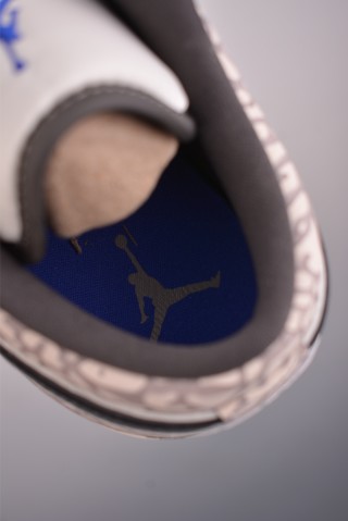 Air Jordan 1 Low 'Cracked' view 9