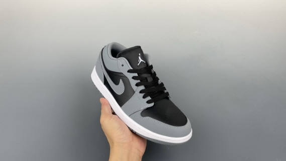 Air Jordan 1 Low 'Charcoal Grey' view 1