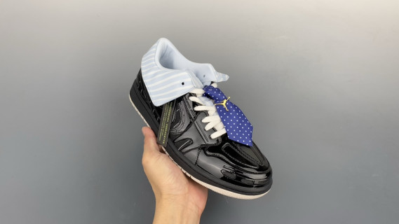 Air Jordan 1 Low view 1