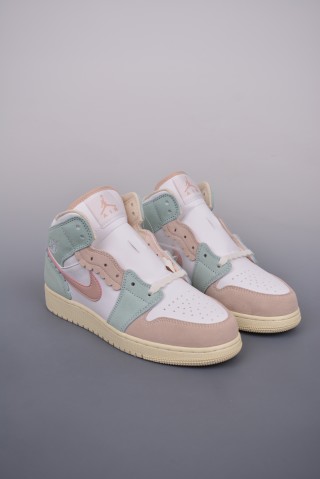 Air Jordan 1 Mid 'White / Blue / Pink' view 1
