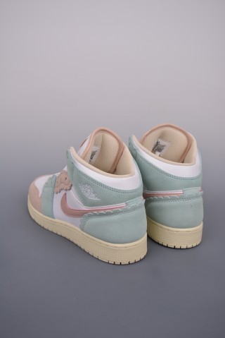 Air Jordan 1 Mid 'White / Blue / Pink' view 2