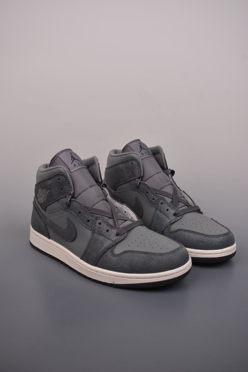 Air Jordan 1 Mid 'Smoke Grey'