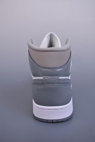 Air Jordan 1 Mid 'White / Grey' view 4