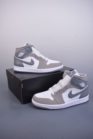 Air Jordan 1 Mid 'White / Grey' view 5