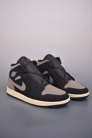 Air Jordan 1 Mid 'Black / Brown' view 1
